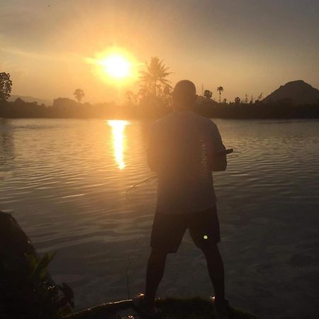 Ban Por Fai Hotel Cha-Am Bagian luar foto