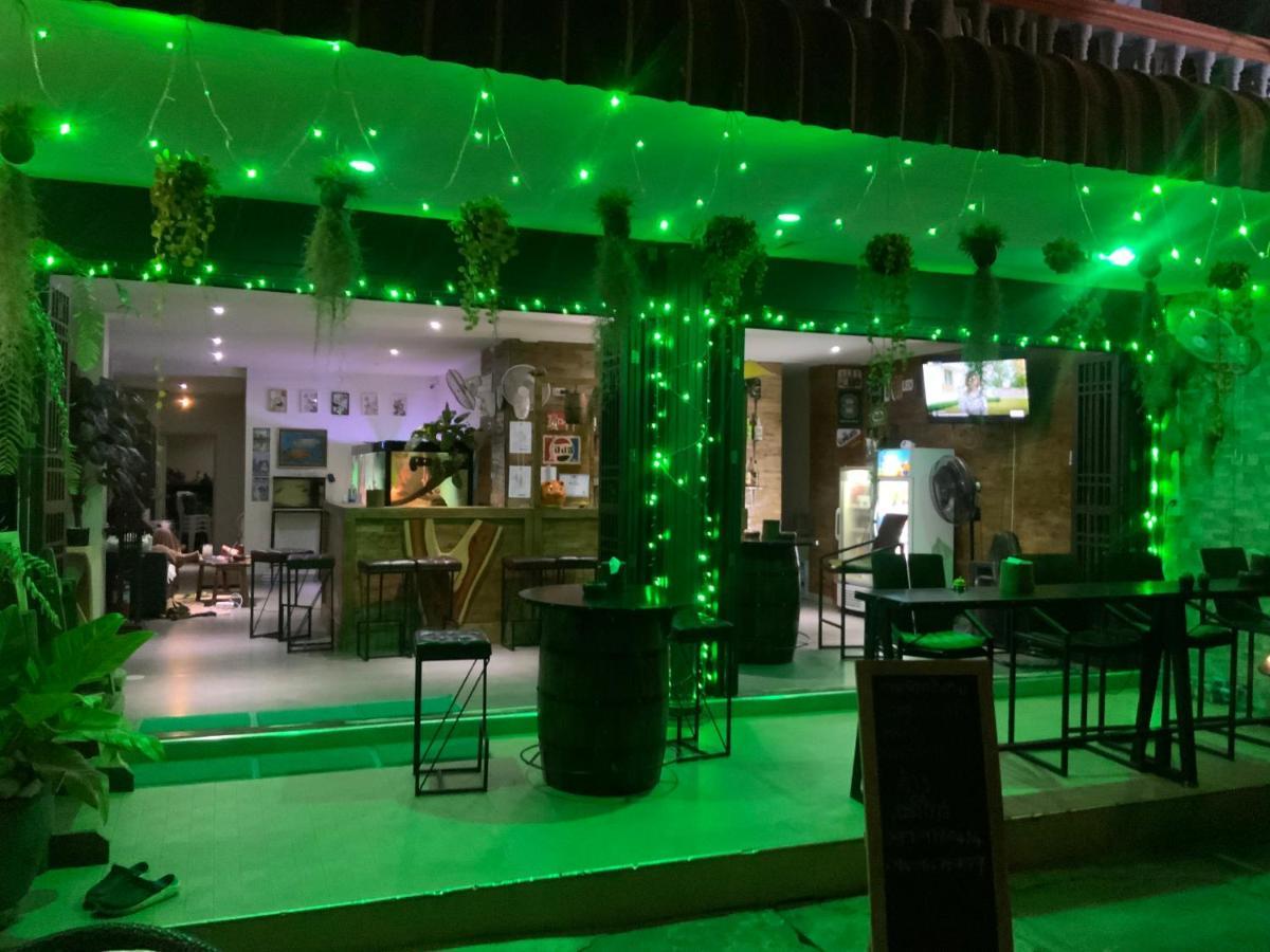 Ban Por Fai Hotel Cha-Am Bagian luar foto