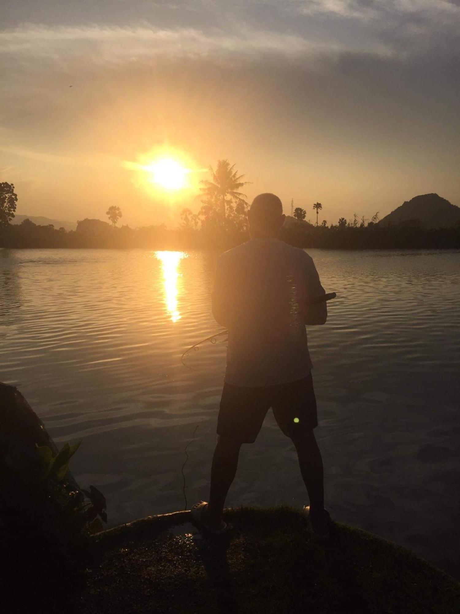 Ban Por Fai Hotel Cha-Am Bagian luar foto